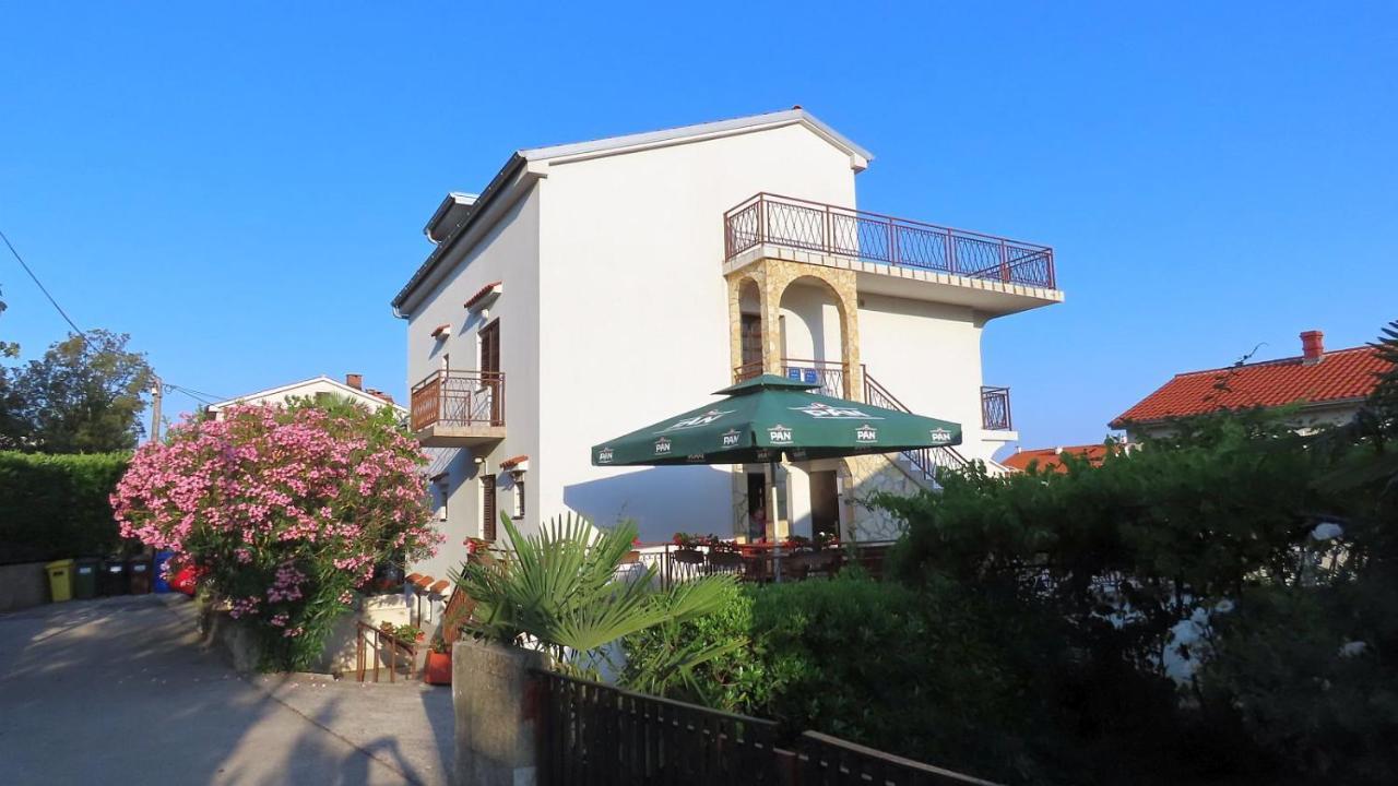 Apartments Kamelija مالينسكا المظهر الخارجي الصورة
