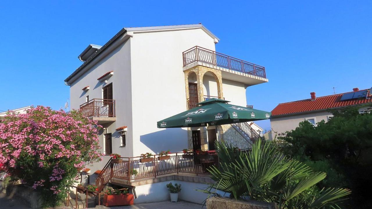 Apartments Kamelija مالينسكا المظهر الخارجي الصورة