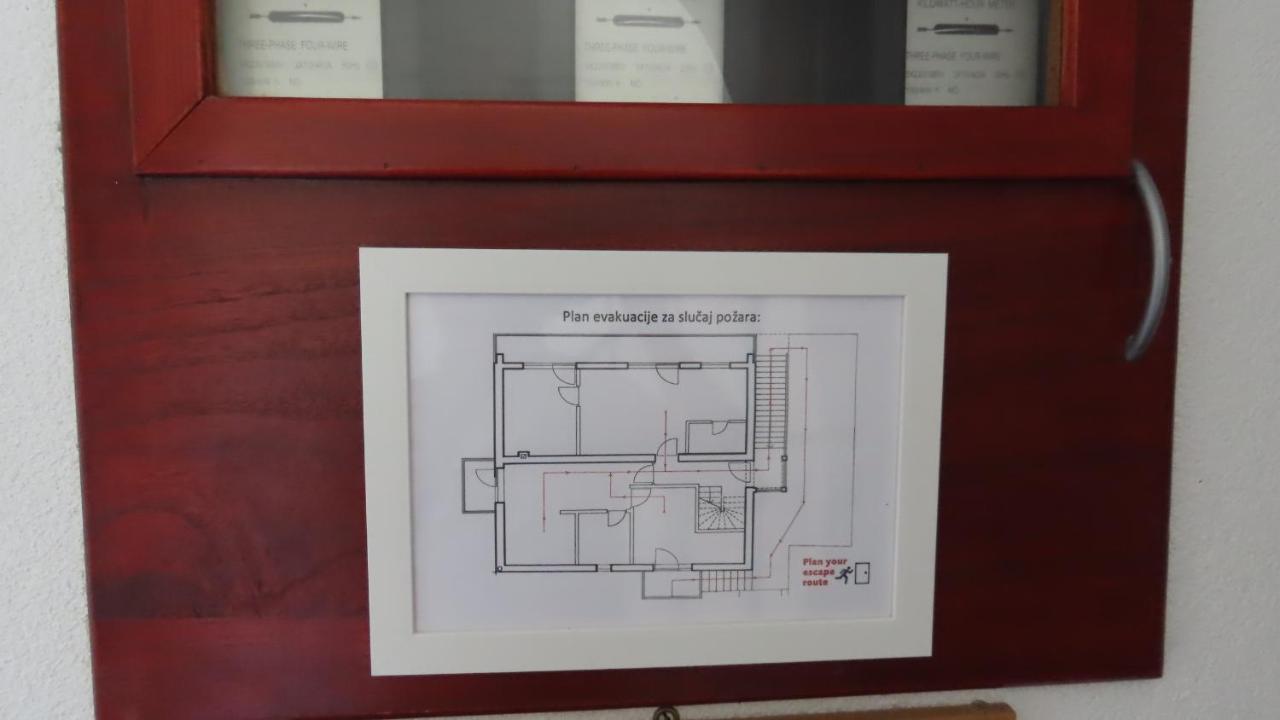 Apartments Kamelija مالينسكا المظهر الخارجي الصورة